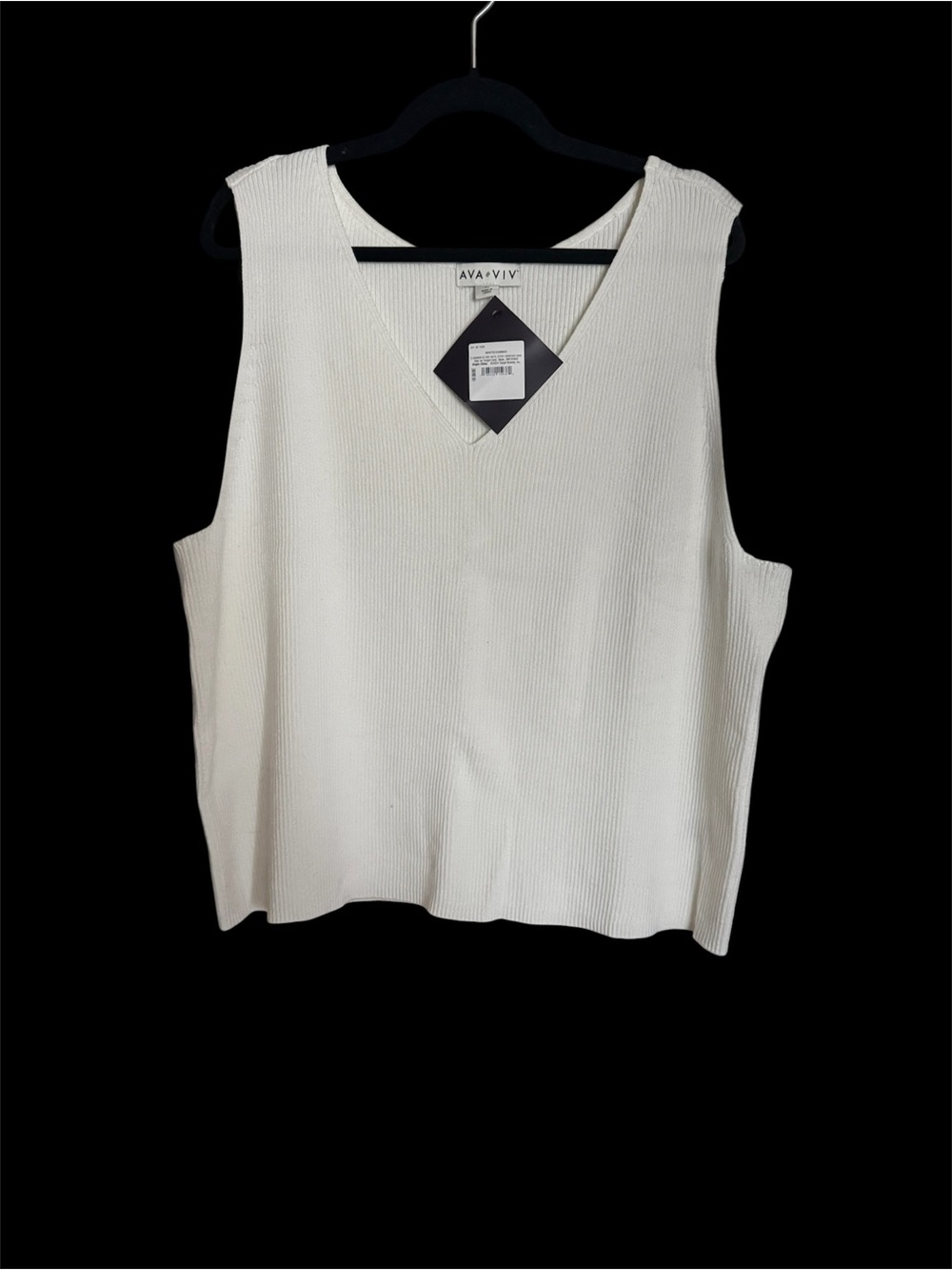 Ava & Viv Cream Ribbed V-Neck Tank